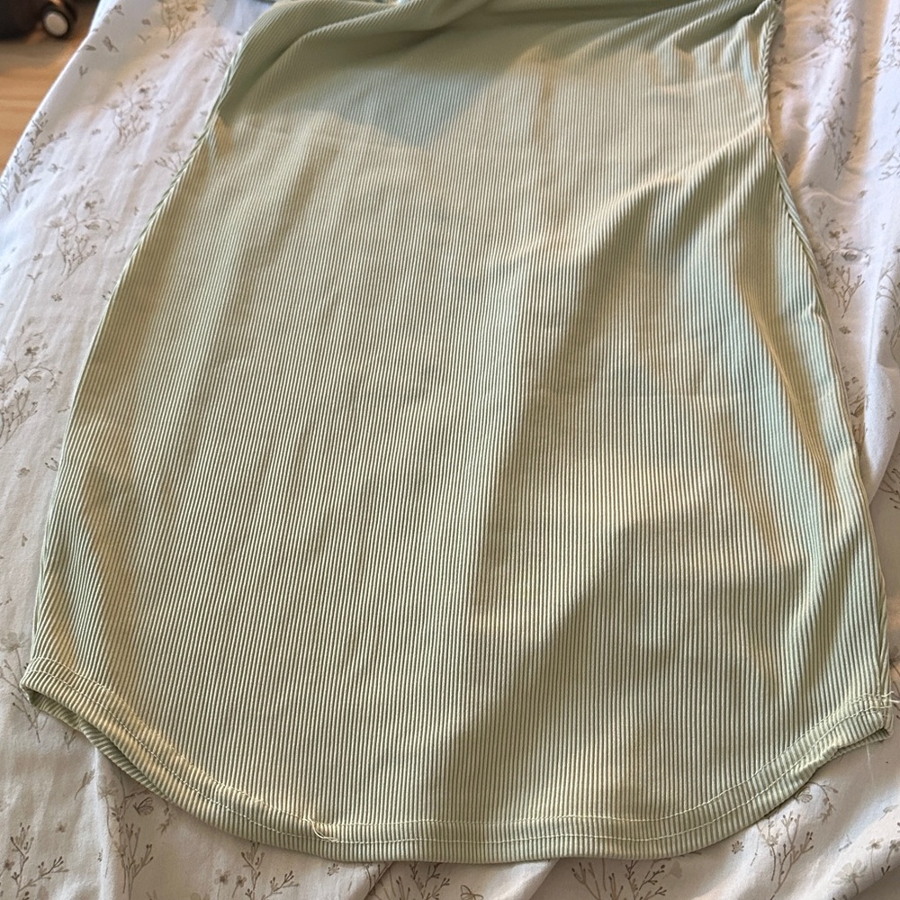 PrettyLittleThing Sage Mini Dress - Picture 4 of 7